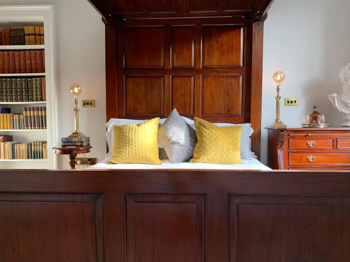 23 Mayfield Edinburgh 5*,